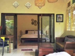 Cosy private villa 8min from ubud center